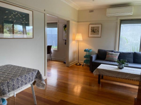 Melbourne bentleigh fully equipped cosy 3 bedroom house, Moorabbin